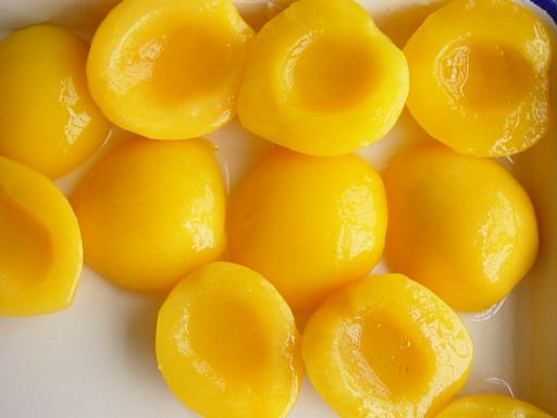 Canned-Peaches-in-Syrup Canned-Peaches-in-Syrup